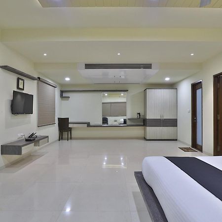 Bharuch Atithi Resort מראה חיצוני תמונה