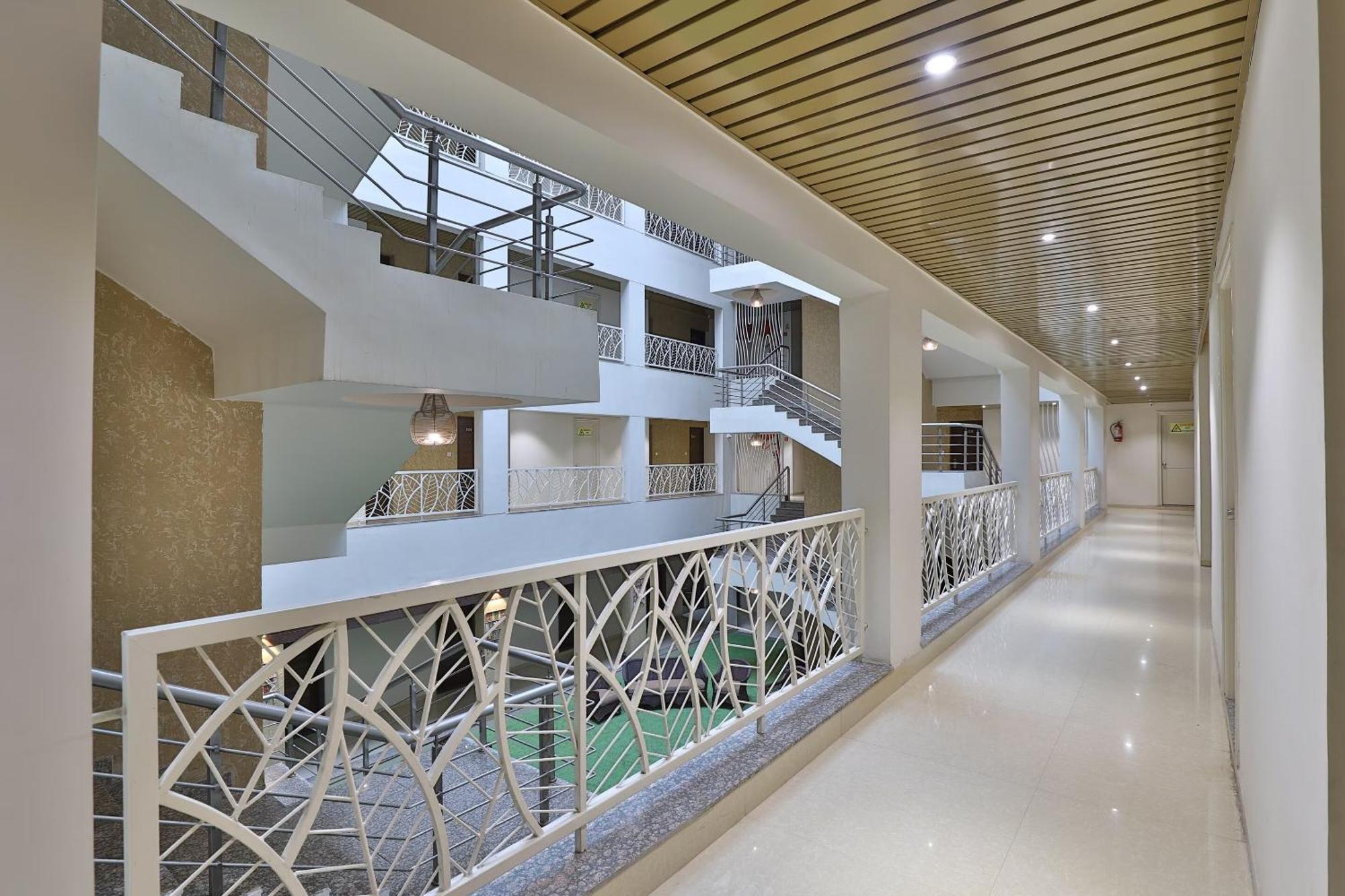 Bharuch Atithi Resort מראה חיצוני תמונה